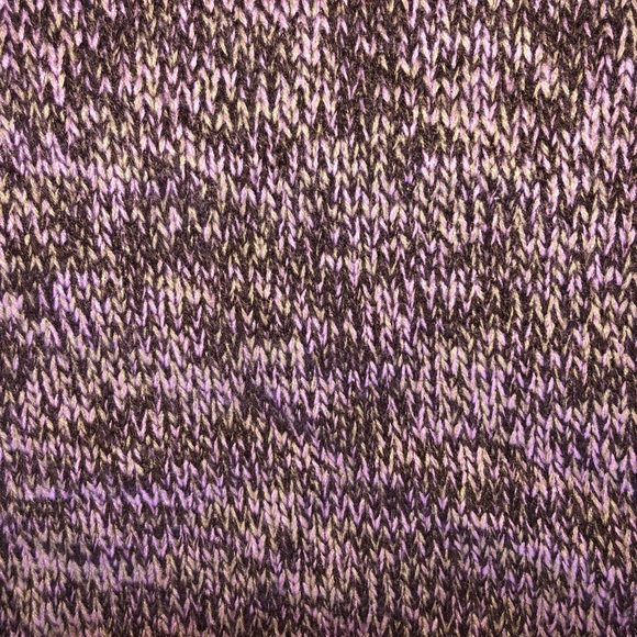 Off the shoulder sweater - Picture 2 of 2